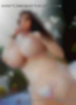 I'm a Sexy sensual swinging desirable woman.