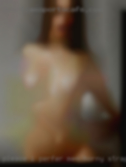Please i perfer men horny strap from my area.