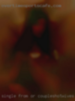 Single from or couples(hotwives naked welcome).